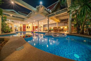 Jomtien beach 500Msuper Villa8 BR10-25PPL