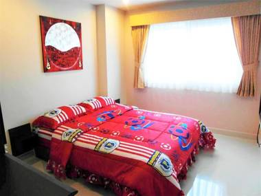 Park lane condominium Pattaya free shuttle bus to beach