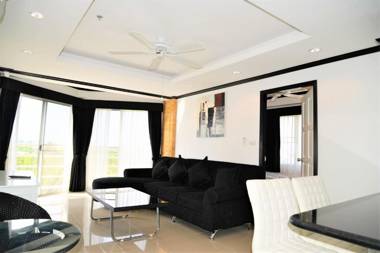 2 bedroom corner apartment Jomtien beach condominium Pattaya