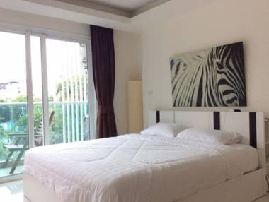 Cosy Beach View Condominium