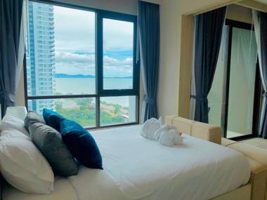 Beachfront Jomtien -Pattaya Smile