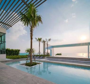 Beachfront Jomtien -Pattaya Smile