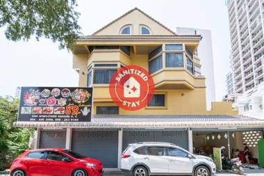 OYO 648 AKE Apartment