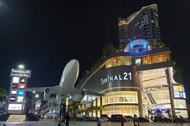 OYO 648 AKE Apartment