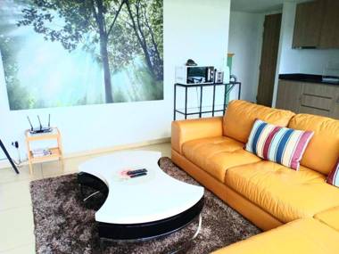 Two Bedrooms 31st Floor 100 Pattaya Bay Seaview