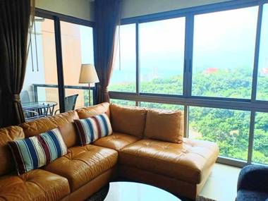 Two Bedrooms 31st Floor 100 Pattaya Bay Seaview