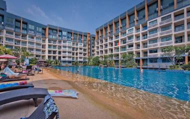 REFINED INTERIOR Studio in Laguna Beach Resort 2.