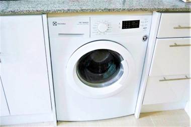 Bang Saray - lake & pool views