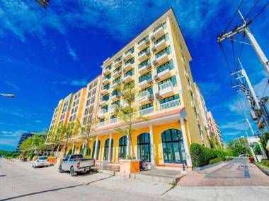 Venetian Condo Resort and Water Park Pattaya