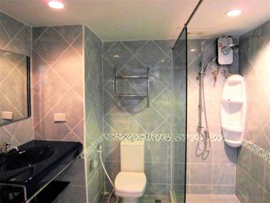 Sea view 16th floor condo at Jomtien Beach