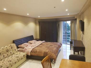 Jomtien Beach Condo S1 - studio close to beach