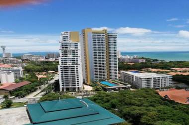 The Peak Towers sea view apartments soi Kasetsin