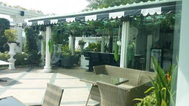 City Garden Olympus Condominium by donutt