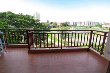 Pattaya City Resort by Harmony