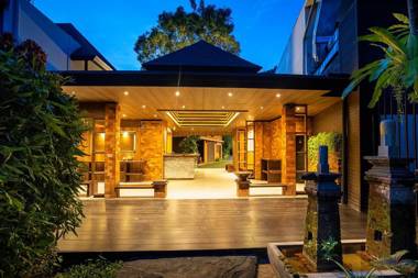 The Cliff Elegance Resort