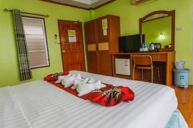 Me Mee Place & Tour Krabi