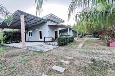 OYO 690 Bann Supansa Resort