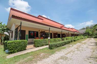 Vaccinated Staff - OYO 1122 Napas House