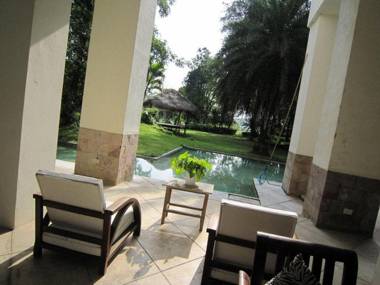 Hakuna Matata Nature Resort