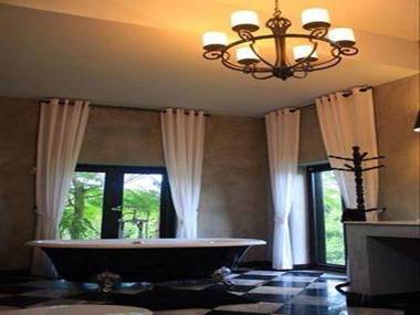 Her Glory Vacation Villa