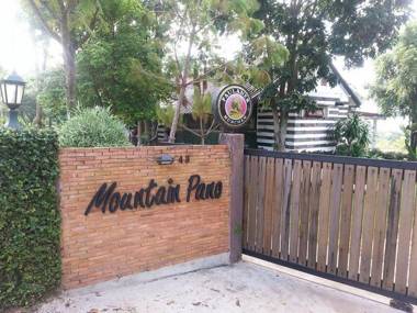Mountain Pano Khao Yai Homestay