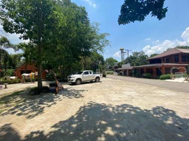 OYO 966 Boss Khaoyai