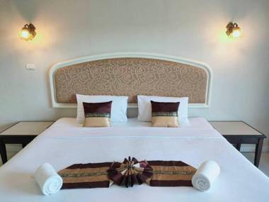 James Mandarin Khaoyai