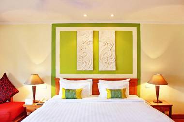 The Emerald Cove Koh Chang Hotel  (SHA Extra Plus)