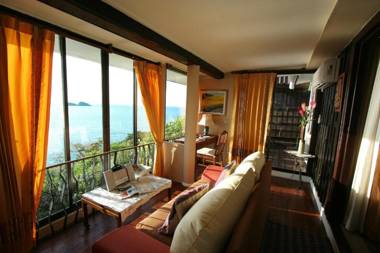 Koh Chang Cliff Beach Resort