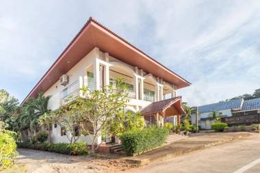 OYO 918 Kachapol Hotel