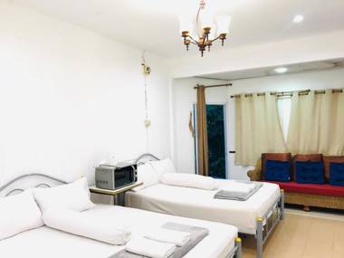 Juppy Hong Guesthouse 