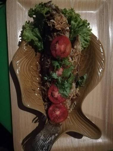 Chomlay Room & Restaurant