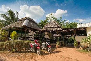 Mook Lanta Eco Resort