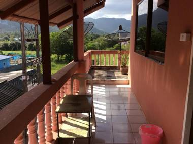 Baan Natcha Apartment