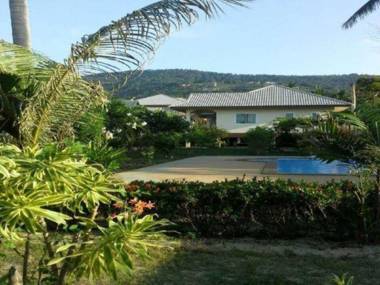 Krisada Beach Resort