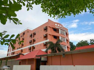 The Lima Place Hotel