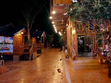 Klong Suan Plue Resort