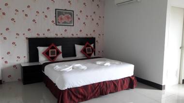 Grand Pruksa Siri Apartment