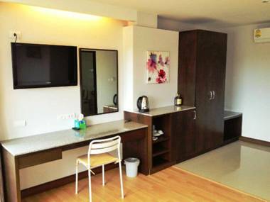 SinKiat Buri Hotel