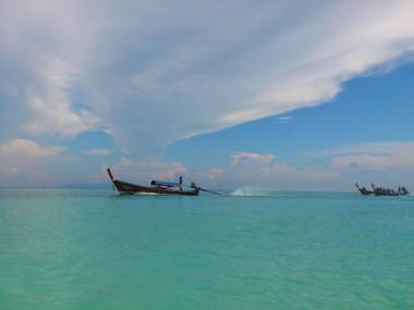 Ten Moons Lipe Resort