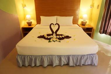 Dong Talay Lipe Beach Resort