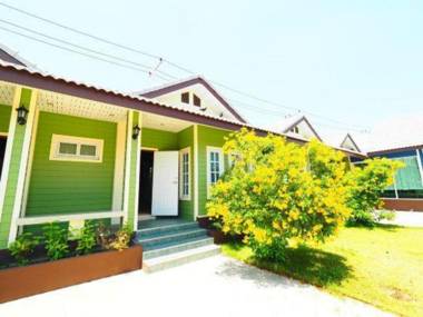 Baan Suan Resort Juree Punsuk