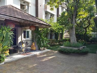 The Aree Grand Apartment