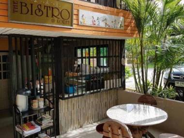 Sansabai House Hotel