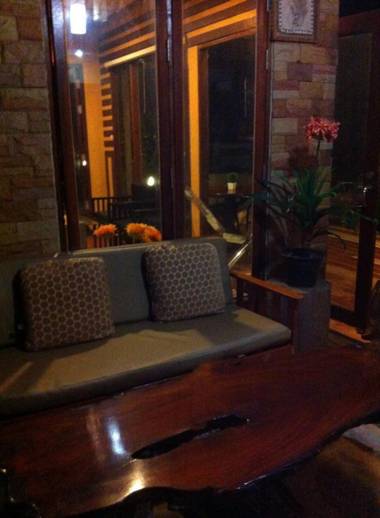 Banrai Jomthong Resort