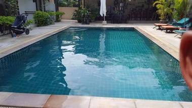 Ampha Place - SHA Extra Plus