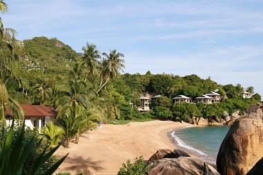 Coral Cliff Beach Resort Samui - SHA Plus