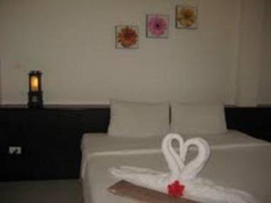 Baan Saen Sook Villas