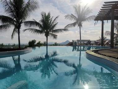 Grand Hill Residence