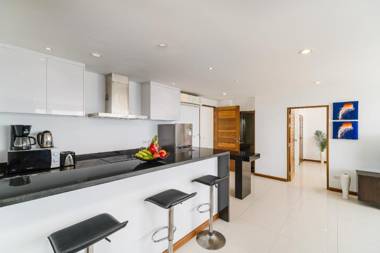 Tropical Sea View Residence